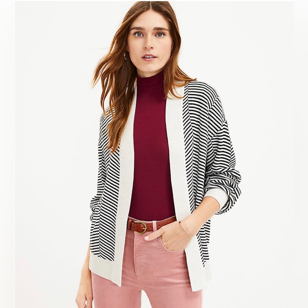 EUC - LOFT Herringbone Open Cardigan Sweater in Medium. Black and creamy white